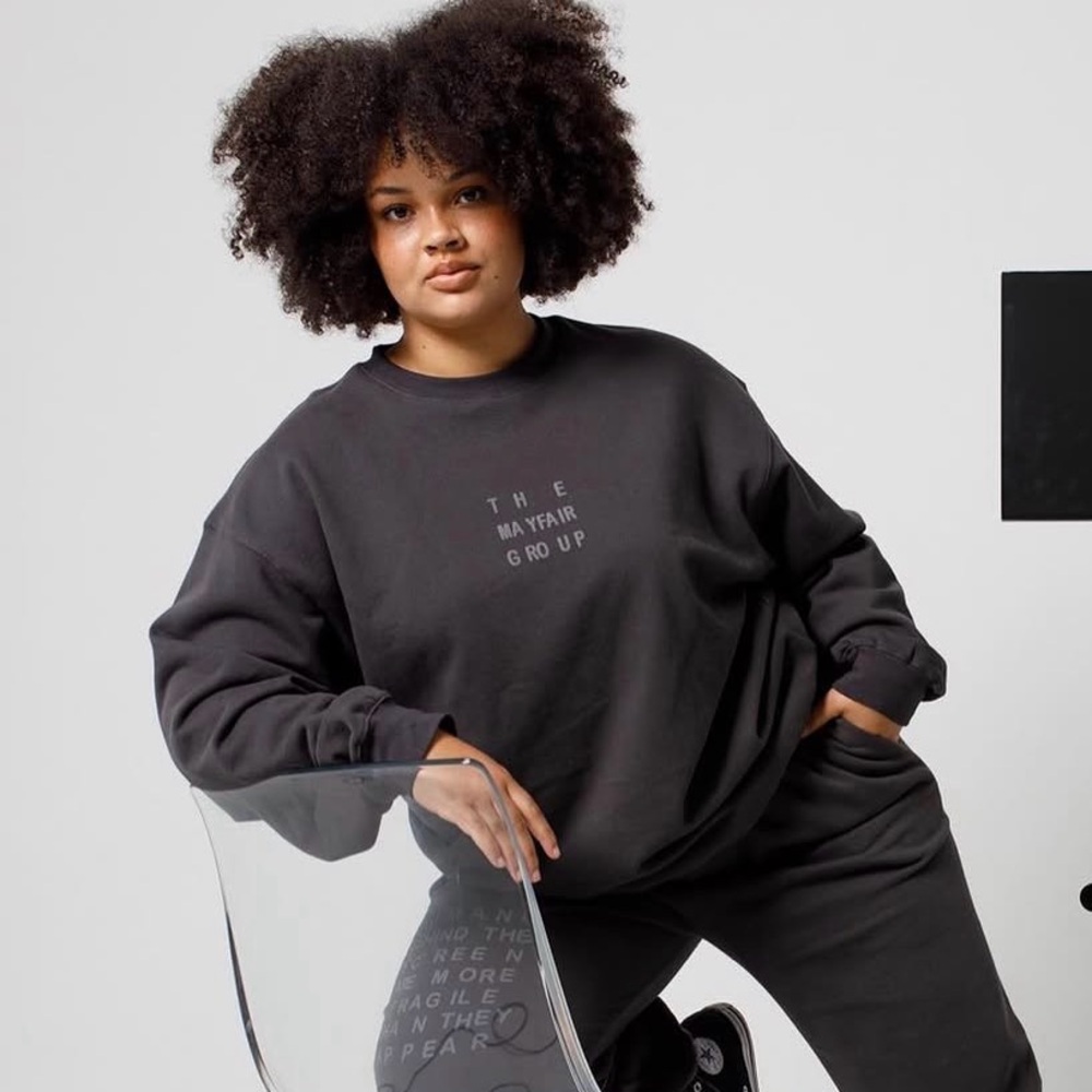 The Mayfair Group Cozy Black Crewneck Sweatshirt Size XS Oversized